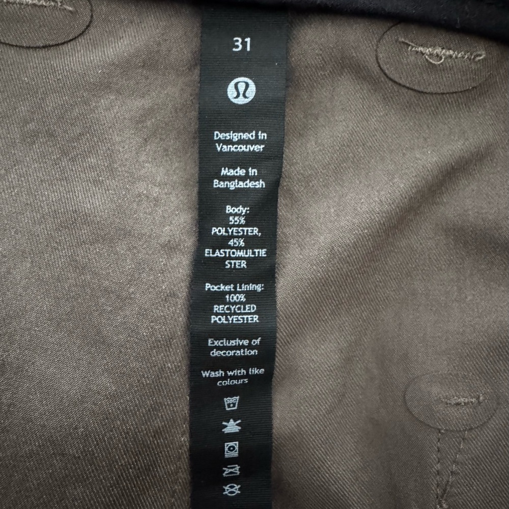 lululemon athletica Men's Beige Chinos - Picture 3 of 3